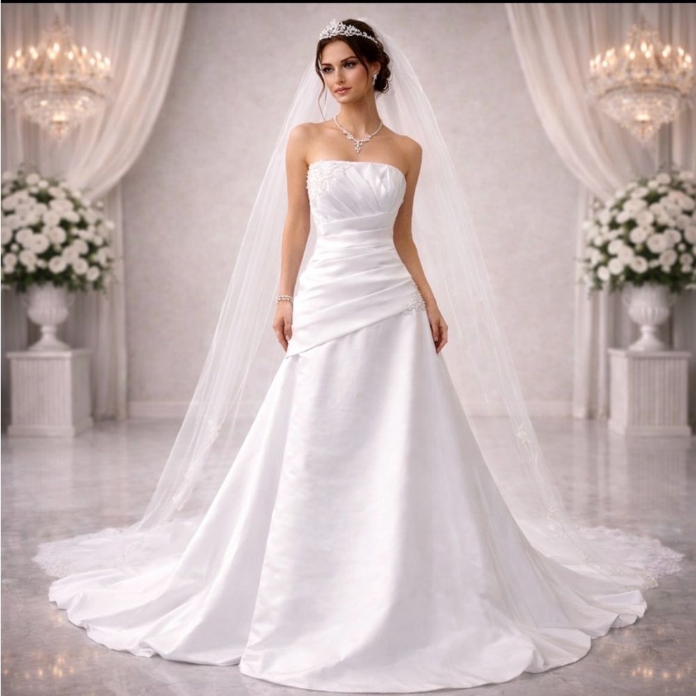 David’s Bridal Wedding Dress Size 12-14 White Strapless Satin Beaded LNWT